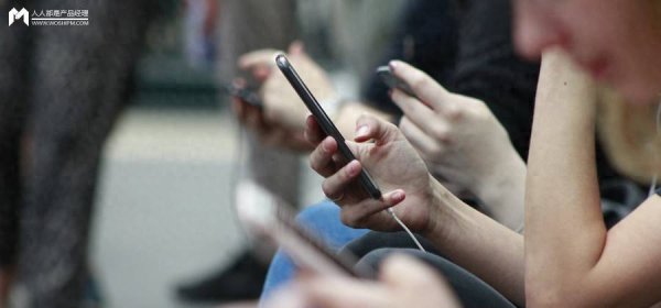 国融资管 当空巢青年把 AI 当 “精神寄托”：41% 社交频率下降：人机共生疗愈未来该何去何从